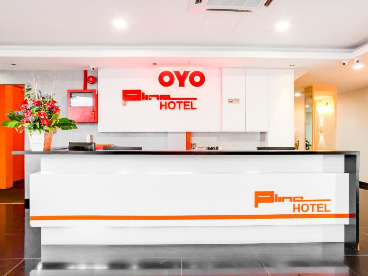 Oyo 89652 P Line Hotel Johor Bahru Bagian luar foto